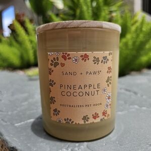 Sand + Paws Pineapple Coconut Candle - NWT